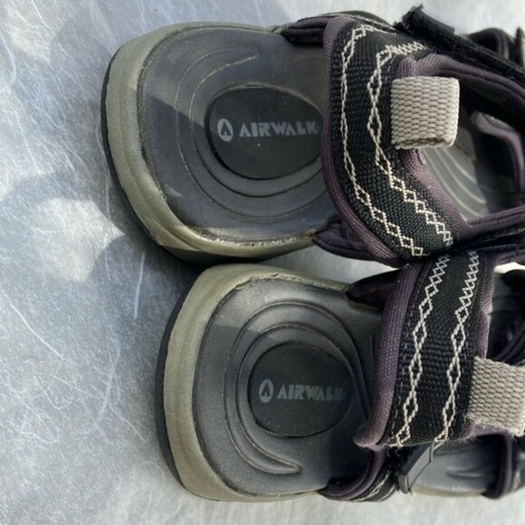 womens size 7 5 Airwalk sandals - Picture 8 of 13